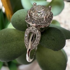 Sterling Silver 0.8ct Moissanite White Square Dainty Ring